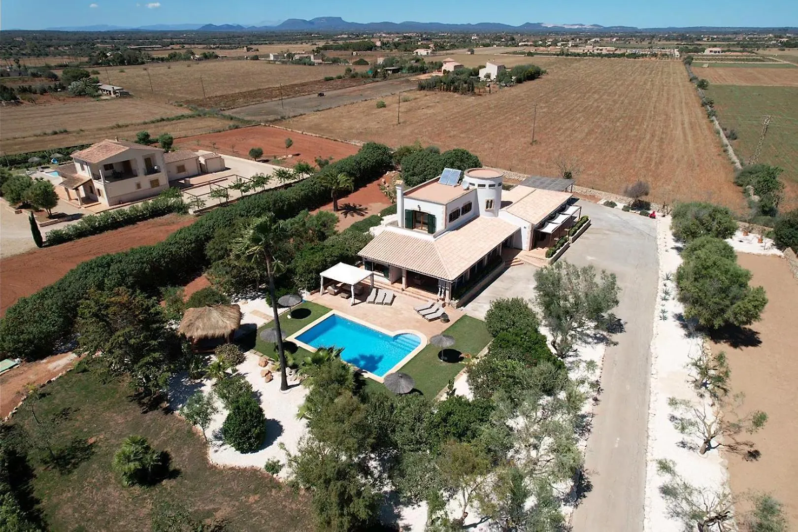 Traumhafte Finca Am Es Trenc Ses Covetes Spain